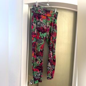 Lululemon wonderunder size 8 28”